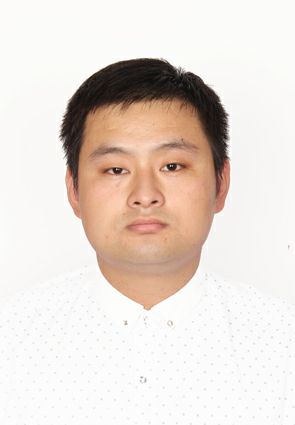 张亮亮